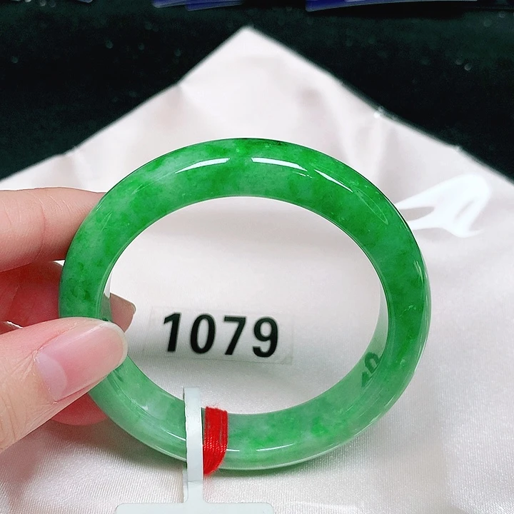 翡翠未镶嵌手镯翡翠手镯未镶嵌