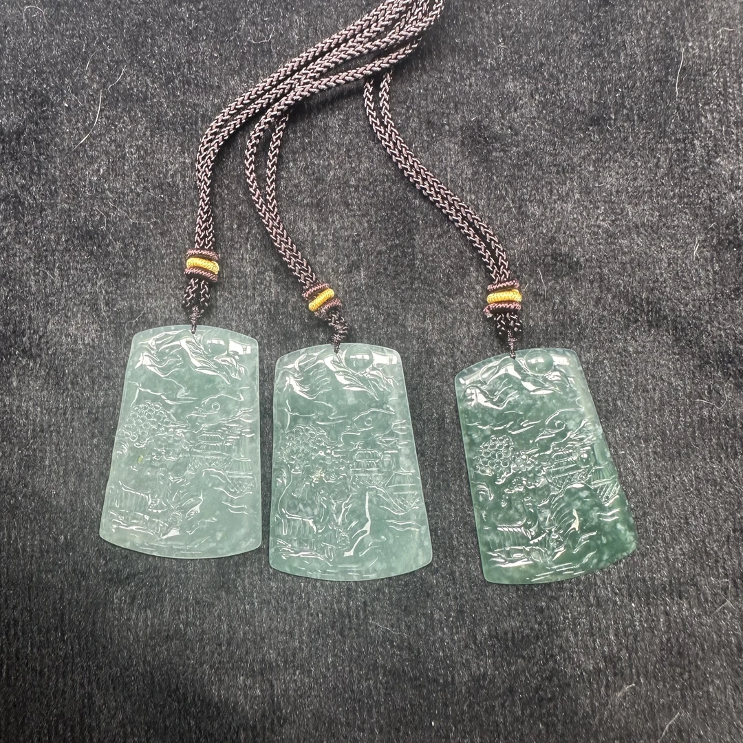 【玉经纶】47417/Q105-天然A货翡翠山水吊坠-多样性发其一