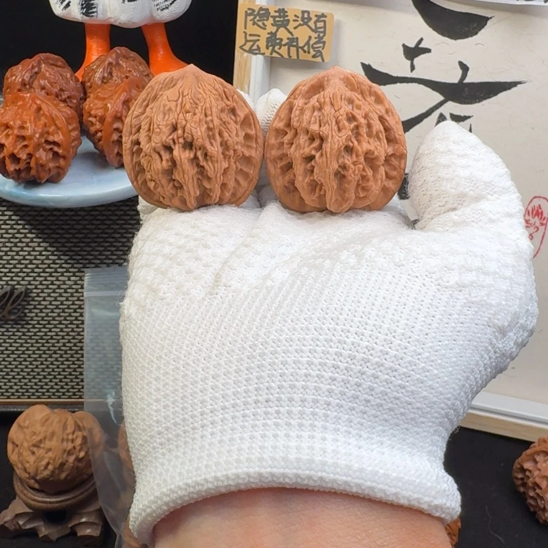 文玩核桃吊坠4301虎头