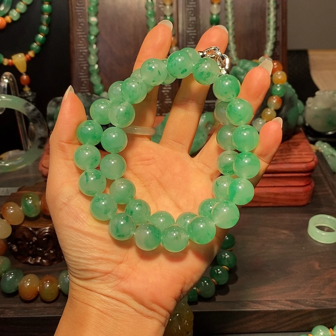 铭***r石英质玉（非洲翠）未镶嵌串