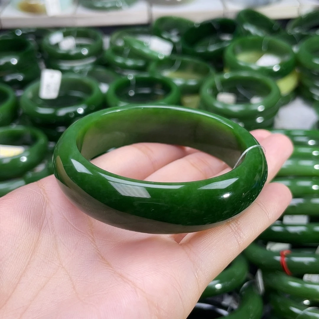 和田玉（碧玉）手镯未镶嵌