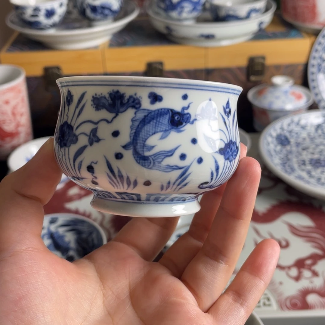 11景德镇青花微瑕鱼藻