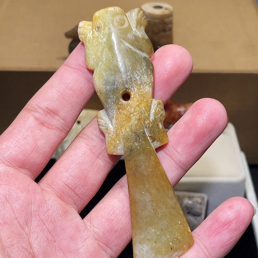 飞***哥和田玉（糖玉）未镶嵌挂件