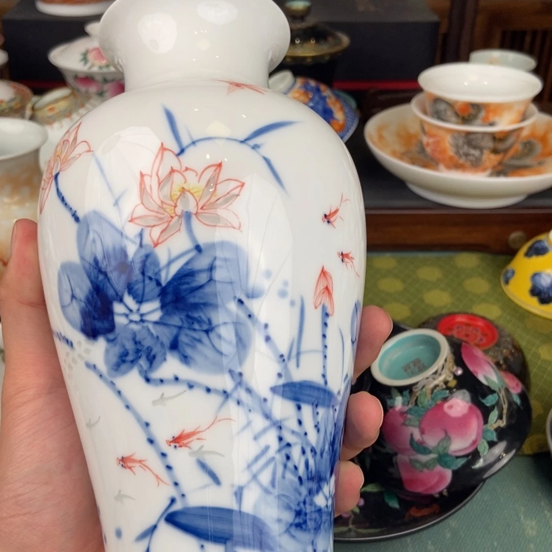 陶瓷的设计师是一个