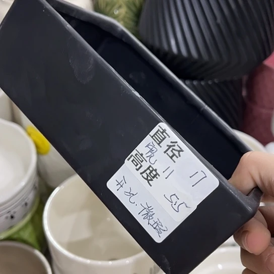 多肉绿植陶瓷花盆9.9包邮，有孔