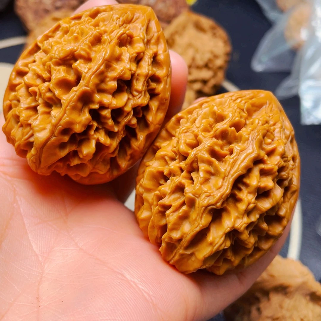 文玩核桃吊坠老鼠一对