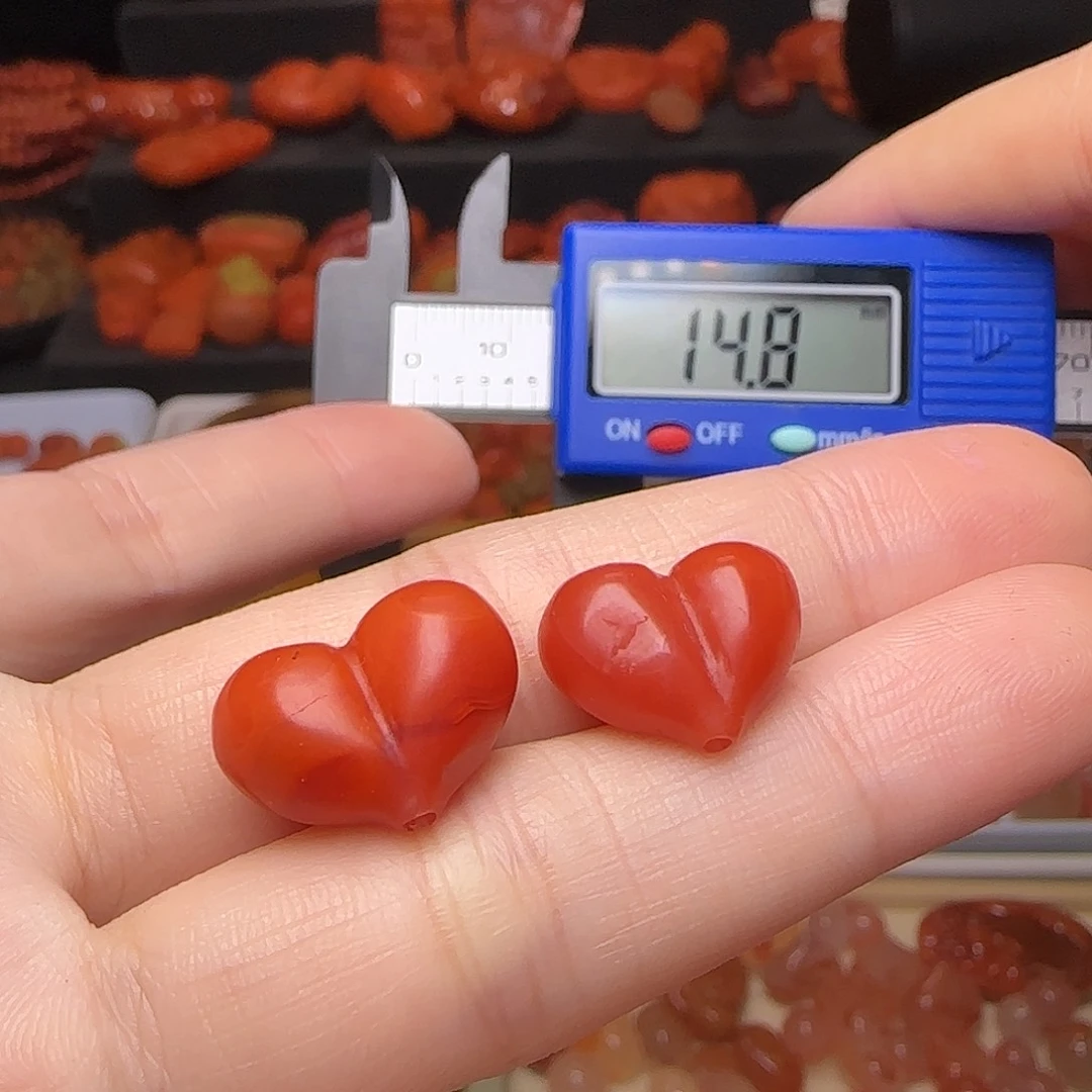 南红玛瑙未镶嵌颈饰