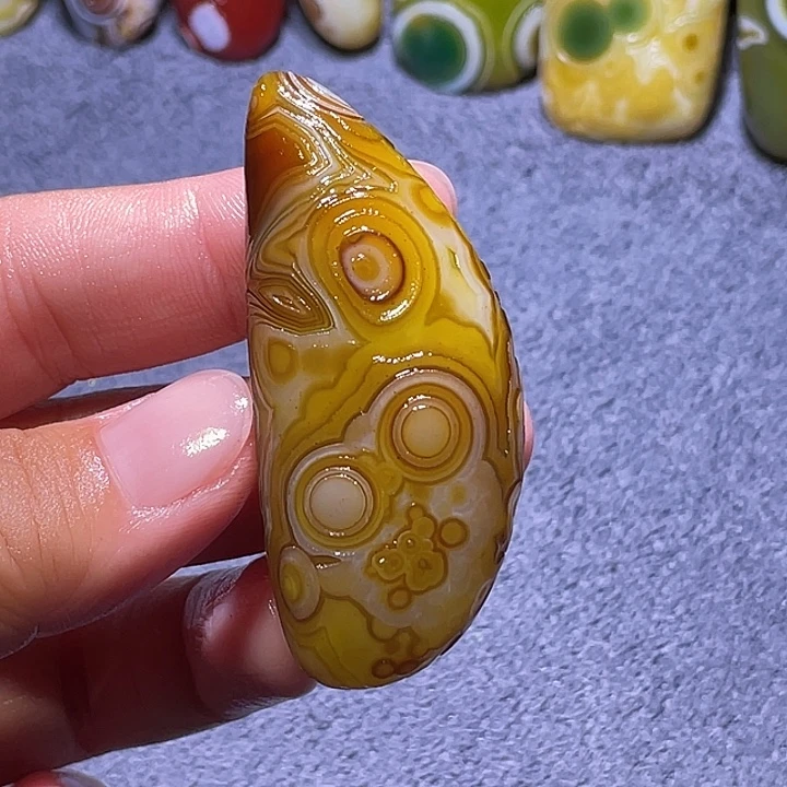 未镶嵌玛瑙/玉髓珠宝奇石