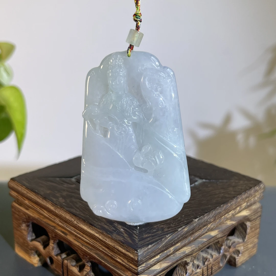 JTB09-81  天然缅甸A货翡翠  站观音