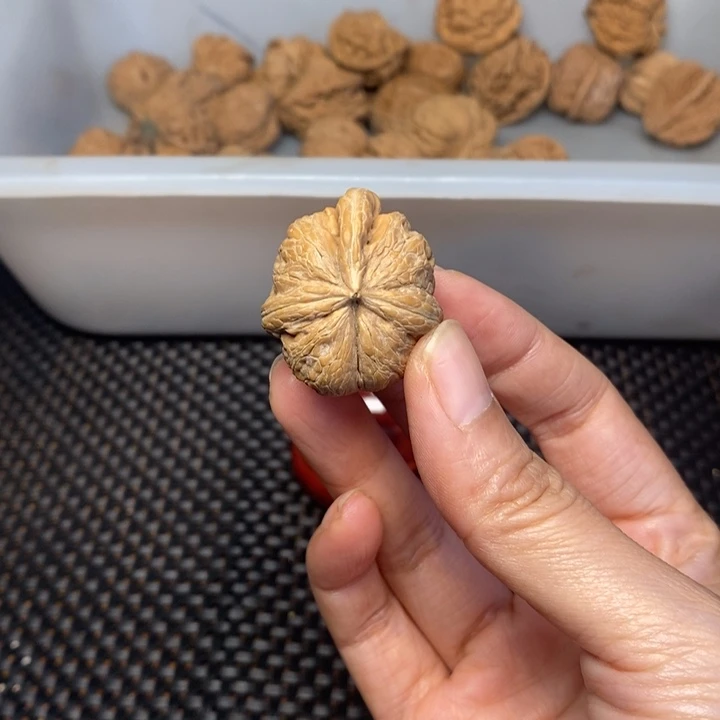 姬***少吊坠文玩核桃文玩核桃异形单只