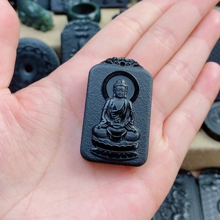 和田玉（青玉）未镶嵌颈饰?****?双面雕刻
