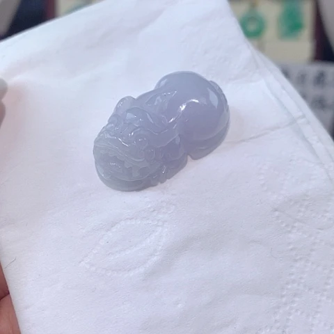 颈饰未镶嵌翡翠貔貅