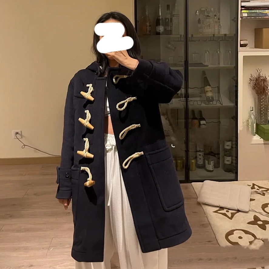 99新 BURBERRY/博柏利 000836 黑色羊毛原木牛角扣中长款大衣 Uk8