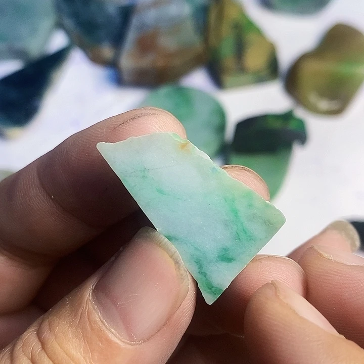 翡翠散珠天然翡翠A货挂件