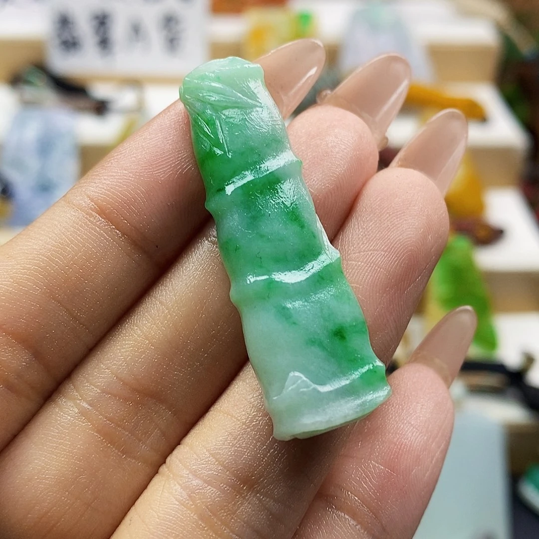 定制翡翠未镶嵌翡翠