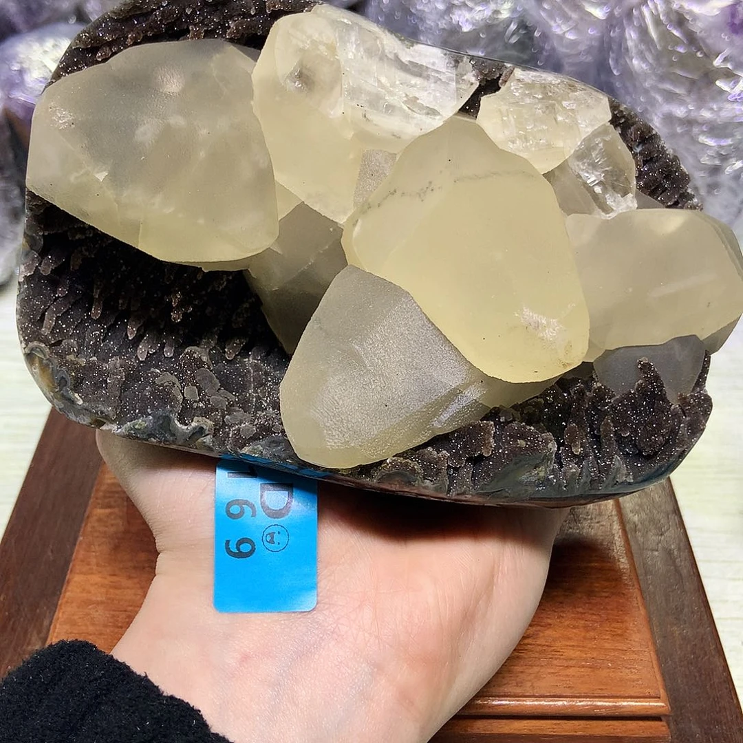 紫晶大型摆件（非配饰）未镶嵌?**?