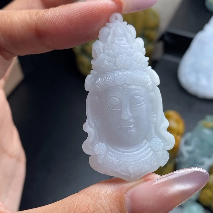 定制翡翠未镶嵌观音