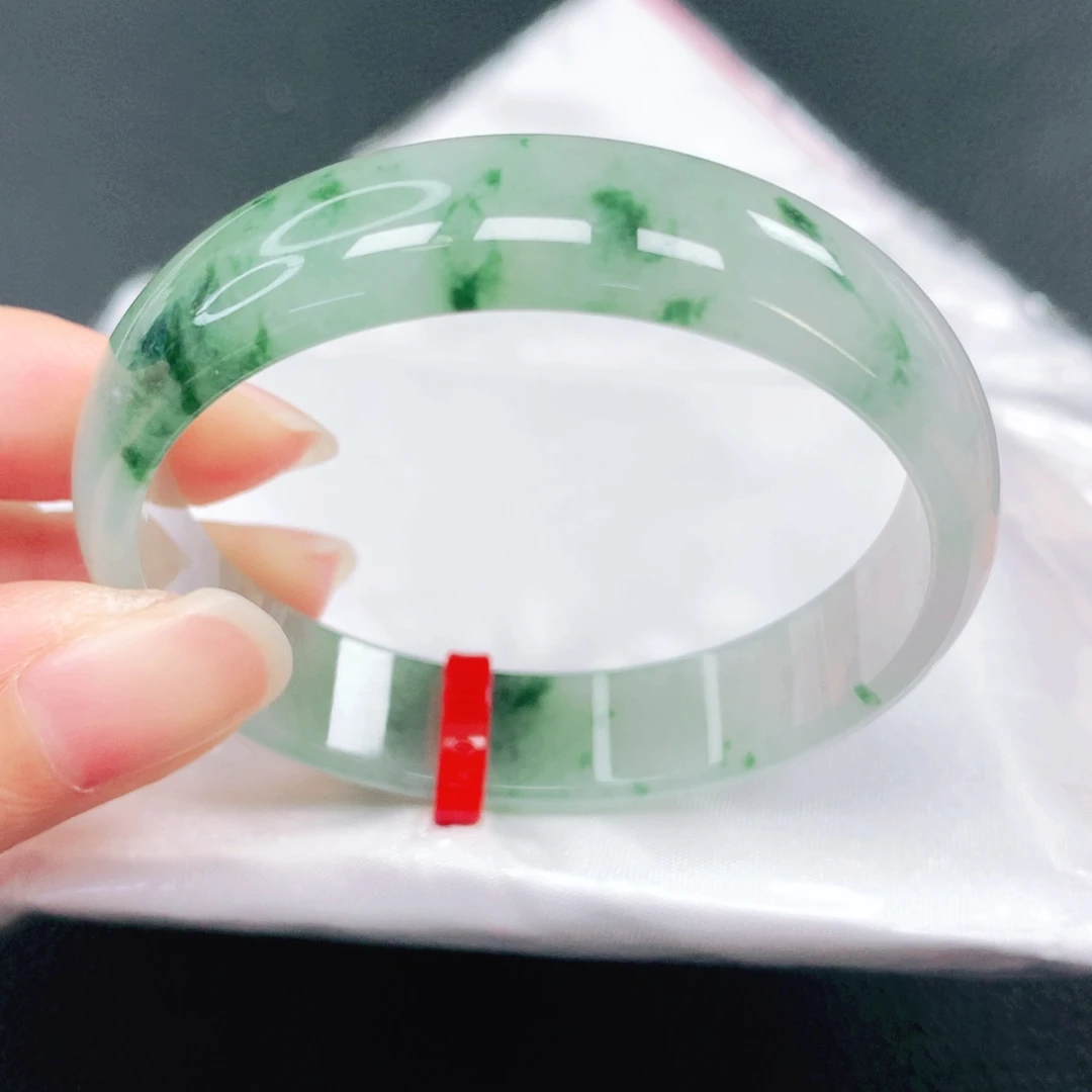 翡翠未镶嵌手镯48圈