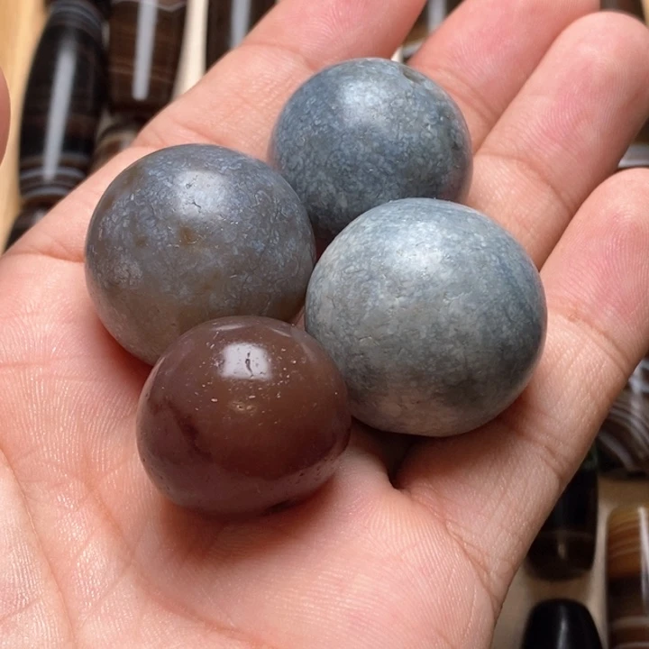 玛瑙/玉髓合金颈饰