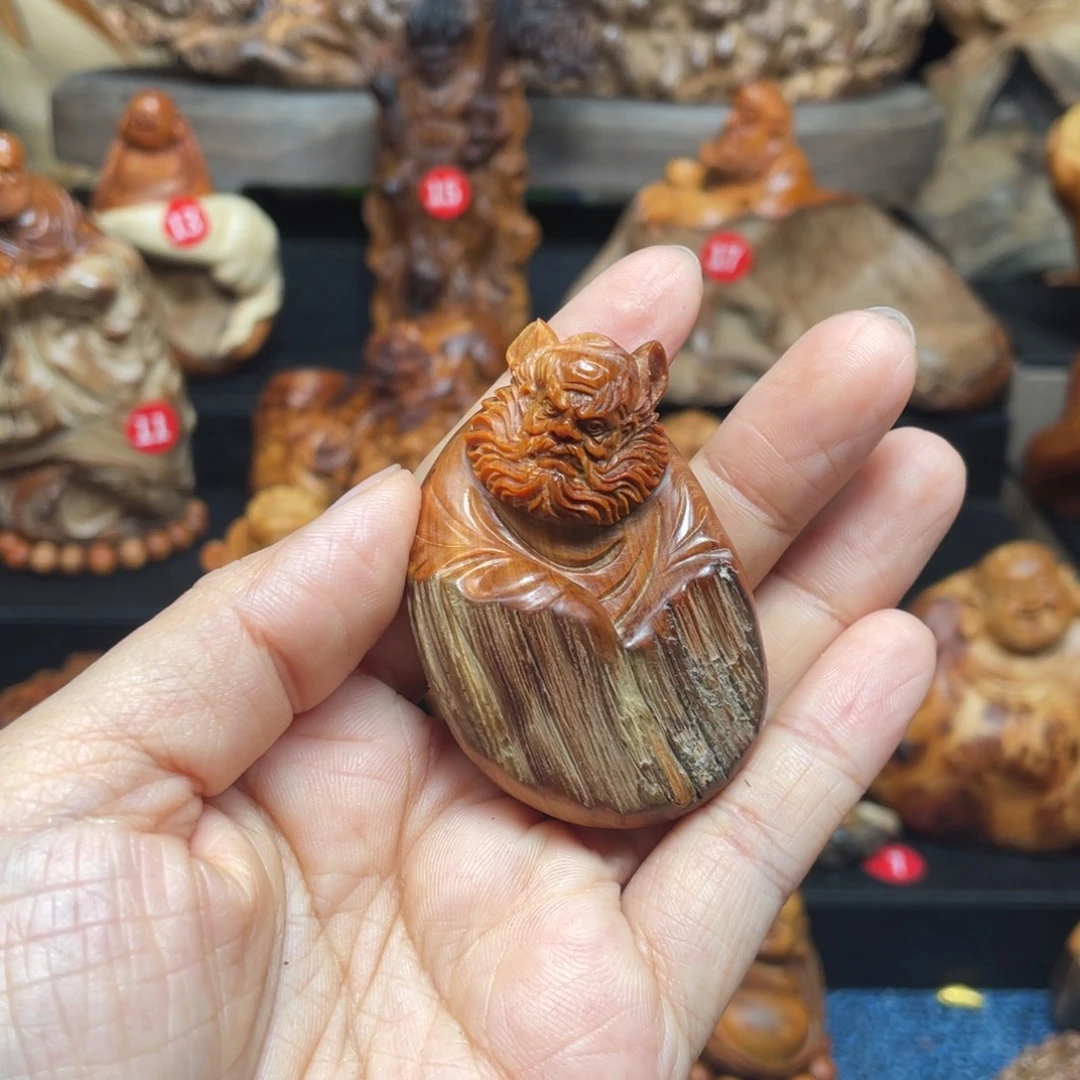 柏木（崖柏）Fictitious