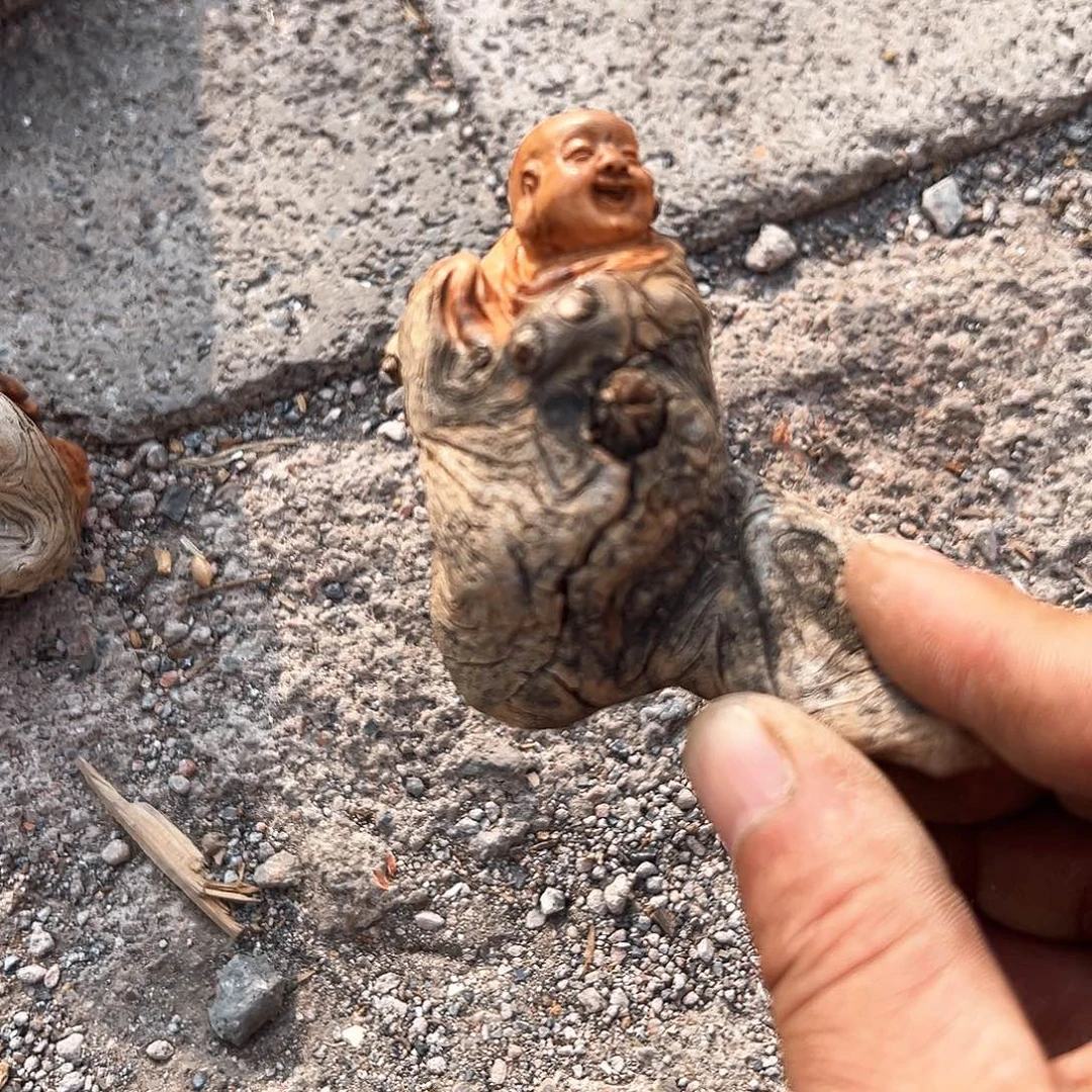 真***诚柏木弥勒雕刻一个