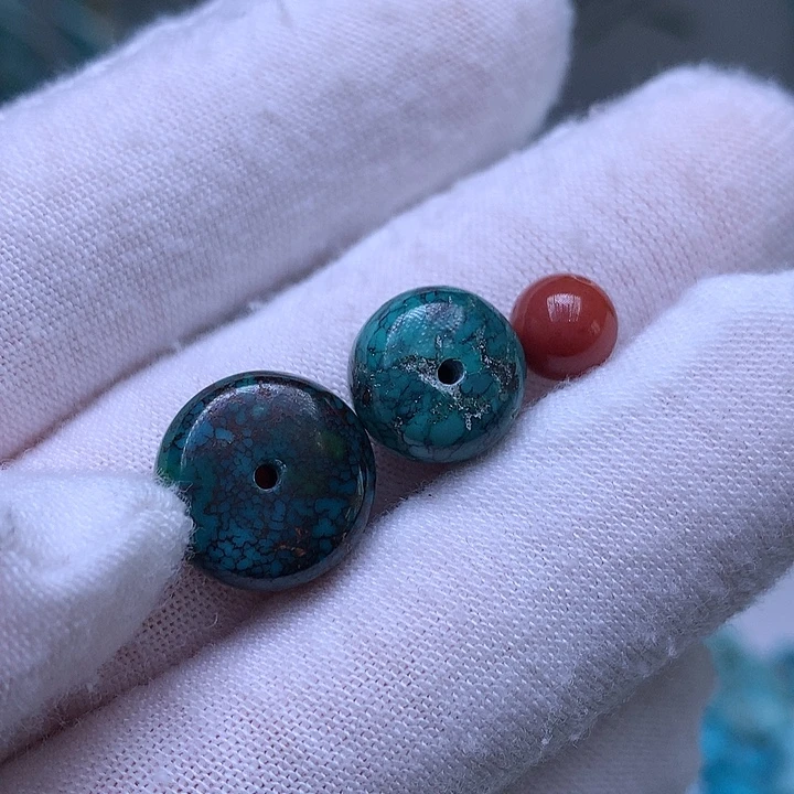 柳***风南红玛瑙未镶嵌珠宝奇石