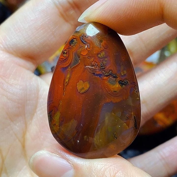 玛瑙/玉髓颈饰未镶嵌亿**成