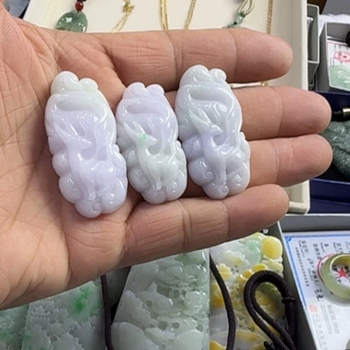 翡翠未镶嵌颈饰缅甸A货一路有你