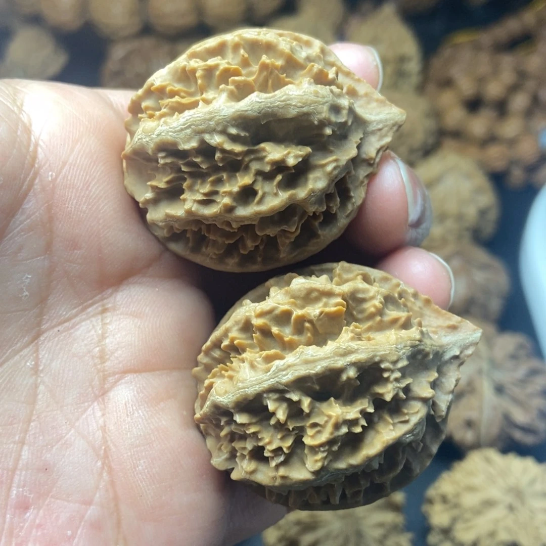 文玩核桃吊坠秦岭核桃雪花灯笼36