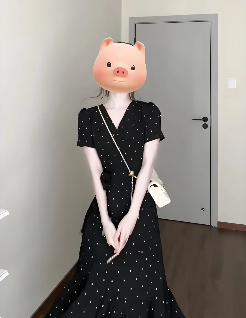 法式赫本风黑色v领波点连衣裙女2025夏季收腰显瘦雪纺气质长裙子