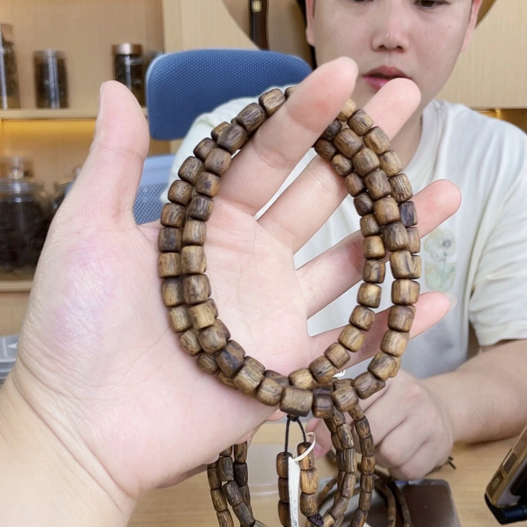 沉香沉香碎屑棋楠桶珠长串0.7/18克多样性发一