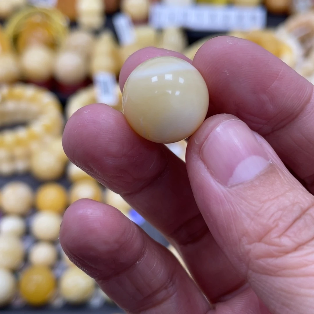 琥珀珠宝奇石未镶嵌16.3mm