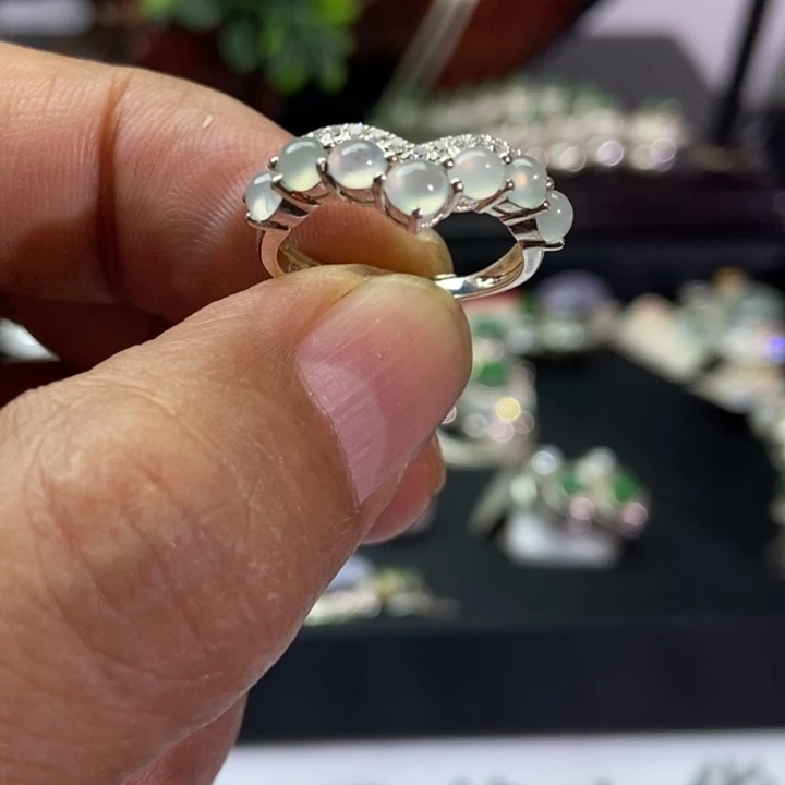 翡翠戒指未镶嵌缅甸A货翡翠