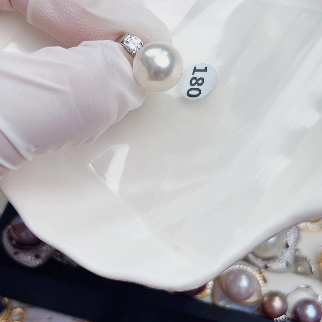 银S925镶嵌淡水珍珠耳饰