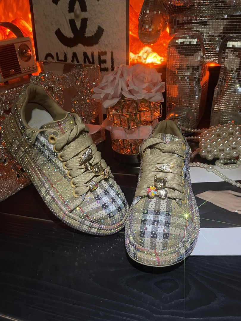 2024冬季新款高奢羊皮乐福休闲镶钻条纹时尚百搭德训满钻鞋高帮