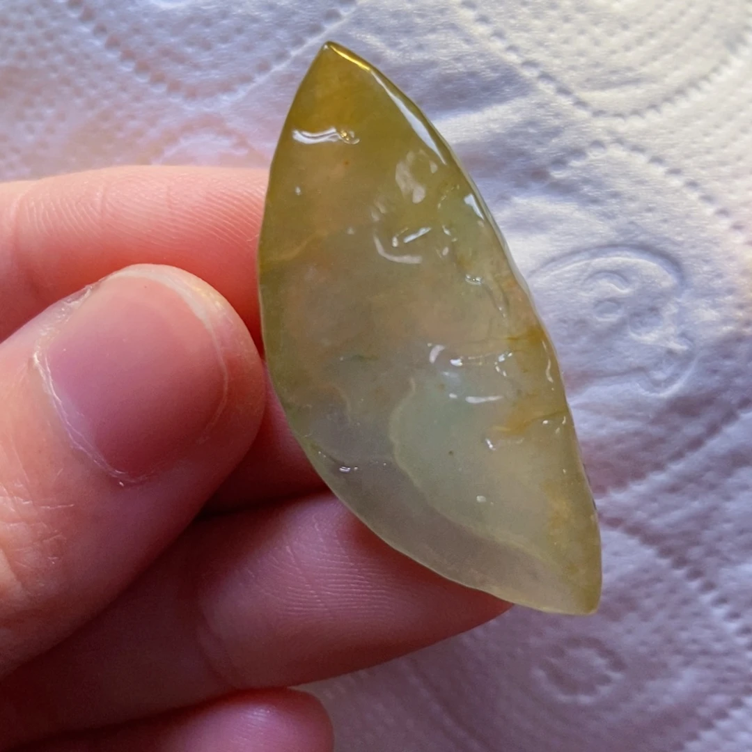 【闪购商品】翡翠吊坠(不含链)未镶嵌8427