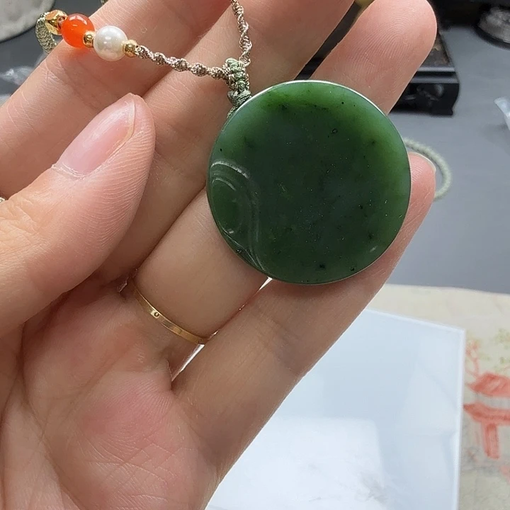 和田玉未镶嵌颈饰5