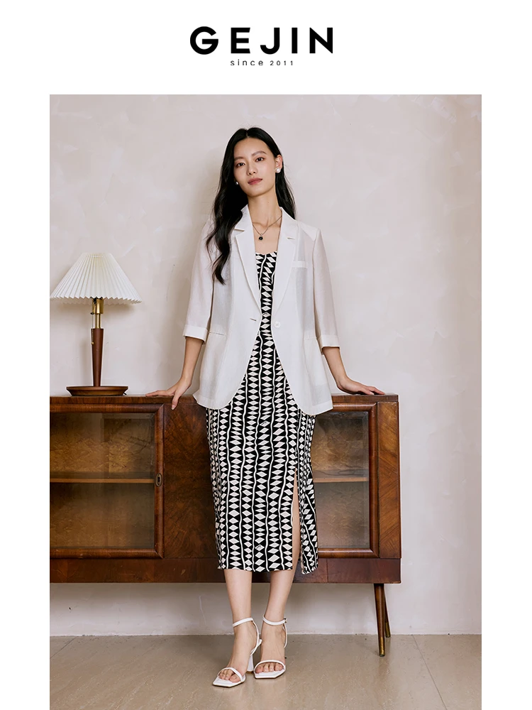 GEJIN/歌锦2025夏季新款时尚气质黑白撞色连衣裙9282550285