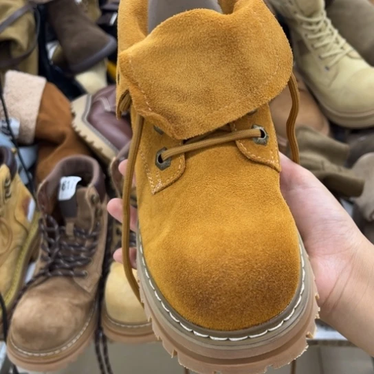 黄色软面单马丁35