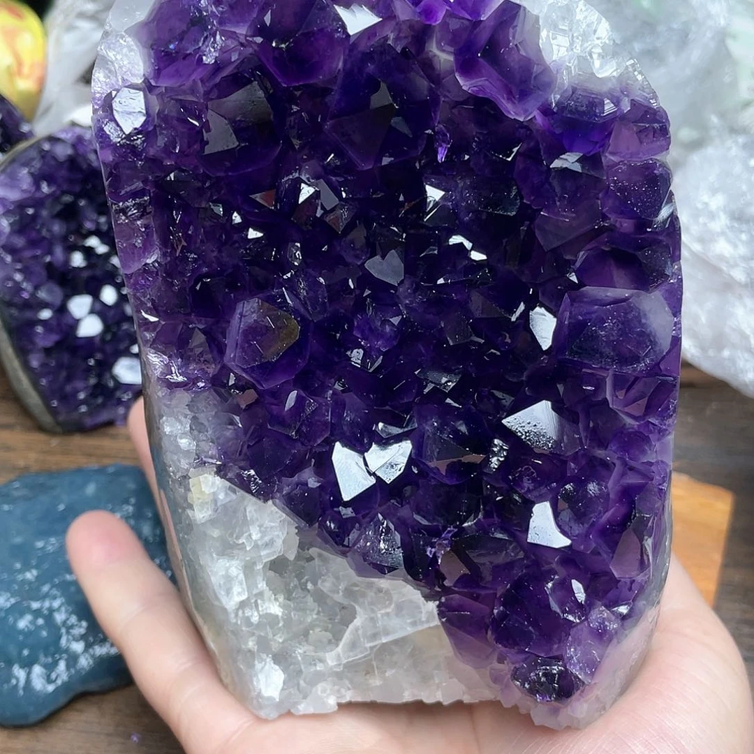 紫晶大型摆件（非配饰）未镶嵌