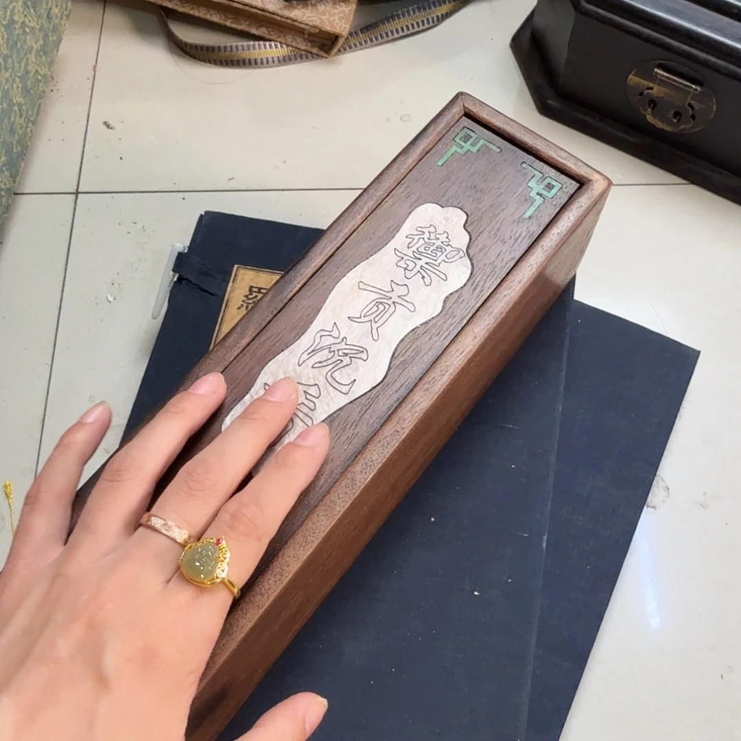 滴血莲花菩提手串