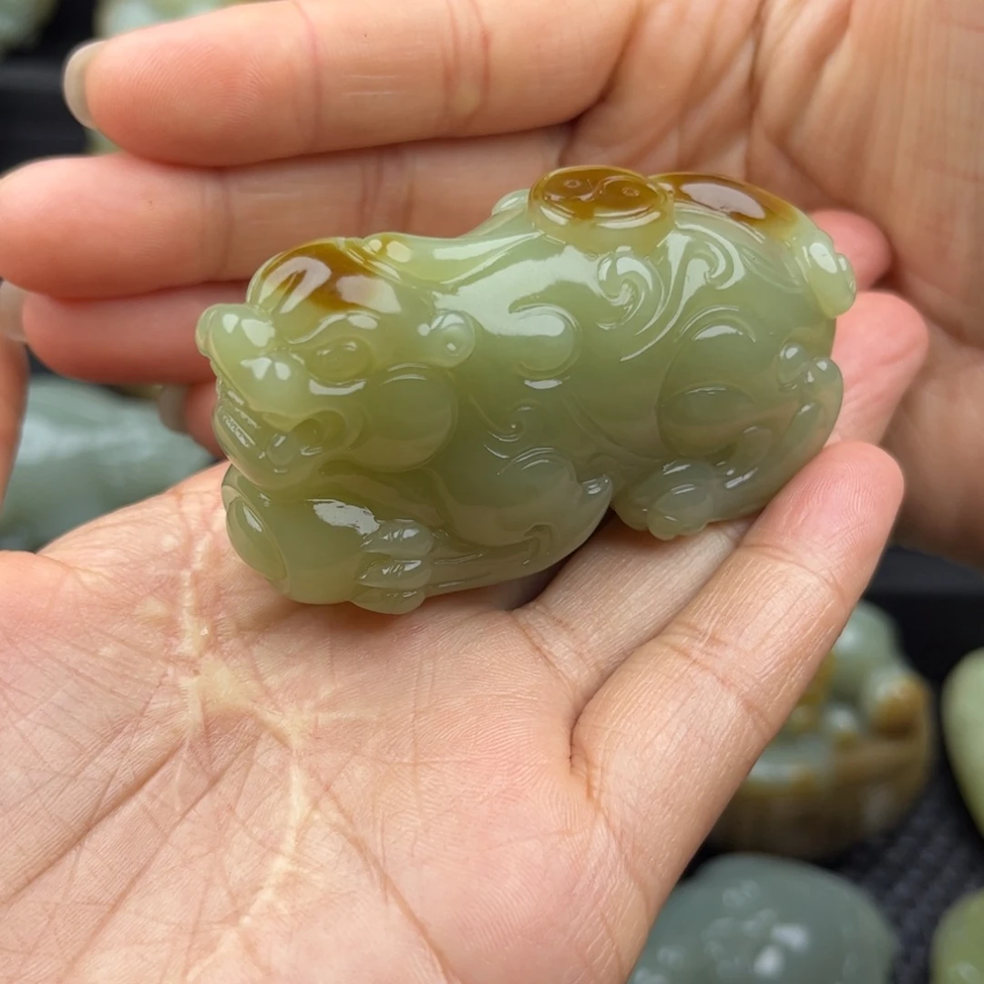 可***哥和田玉未镶嵌把件