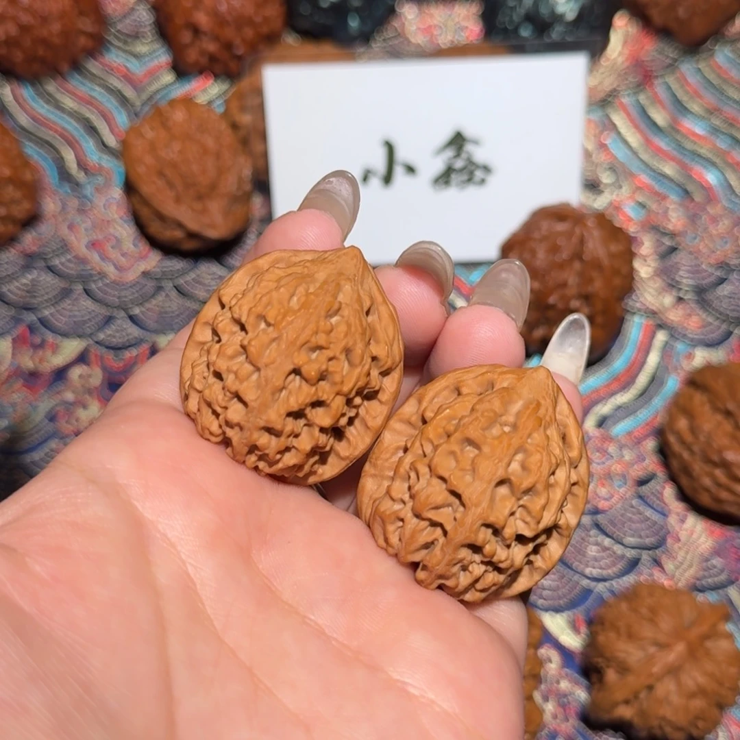 文玩核桃把件1932号33太行龙纹文玩核桃S