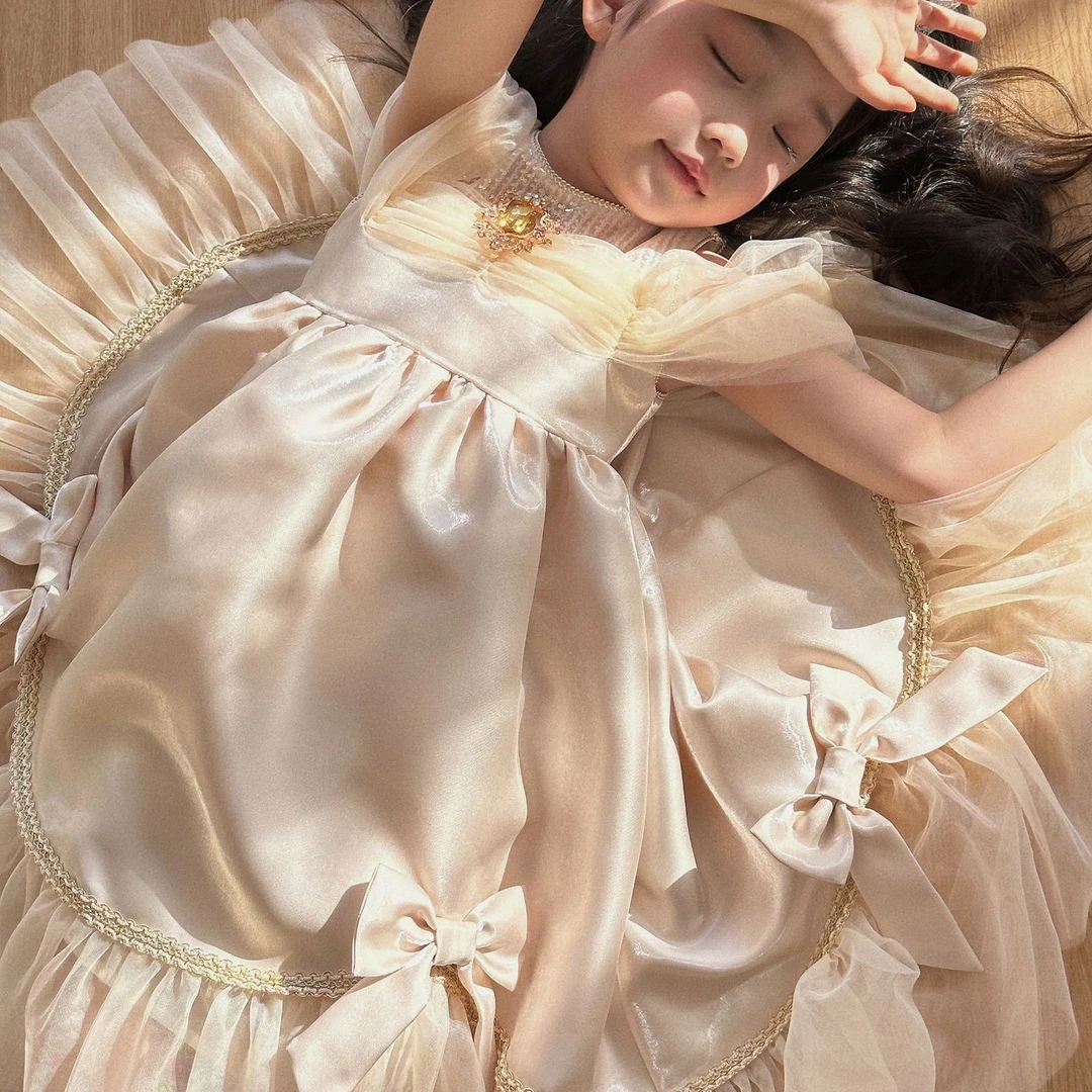 轻奢礼服女童公主裙网纱露肩连衣裙小女孩生日蓬蓬裙夏季六一