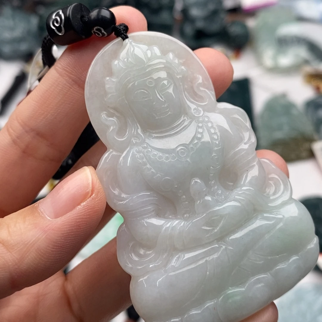 翡翠未镶嵌颈饰一