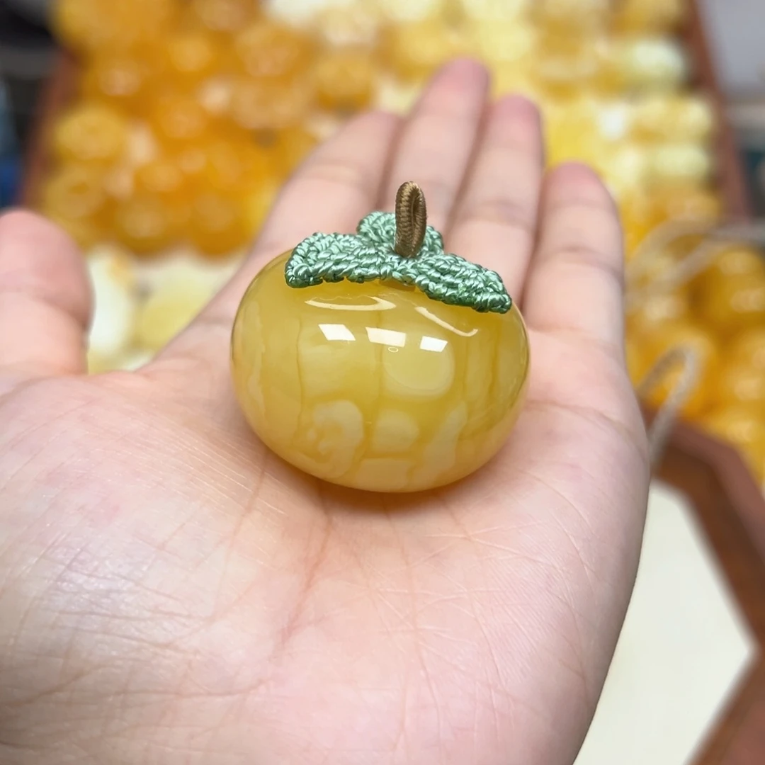未镶嵌颈饰琥珀蜜蜡