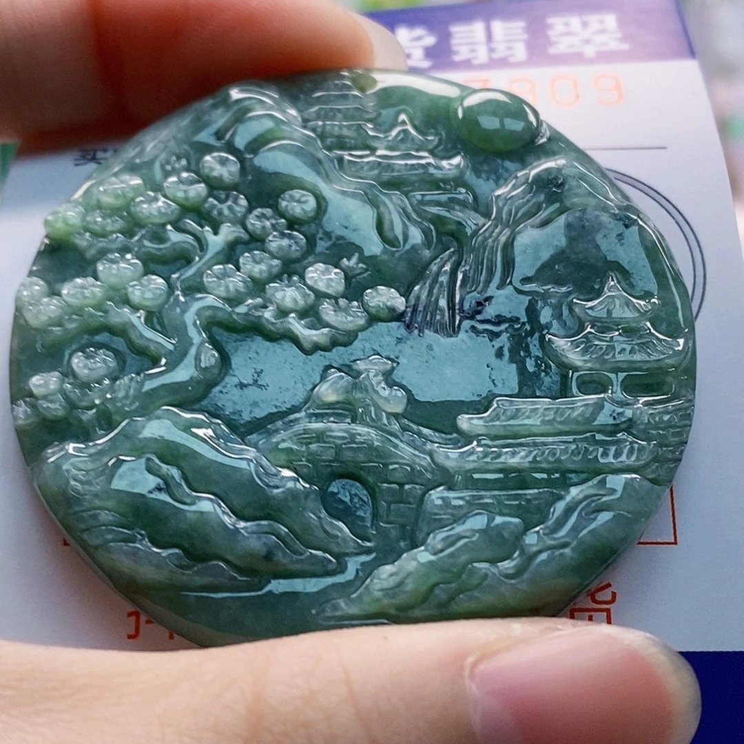 吊坠(不含链)未镶嵌翡翠