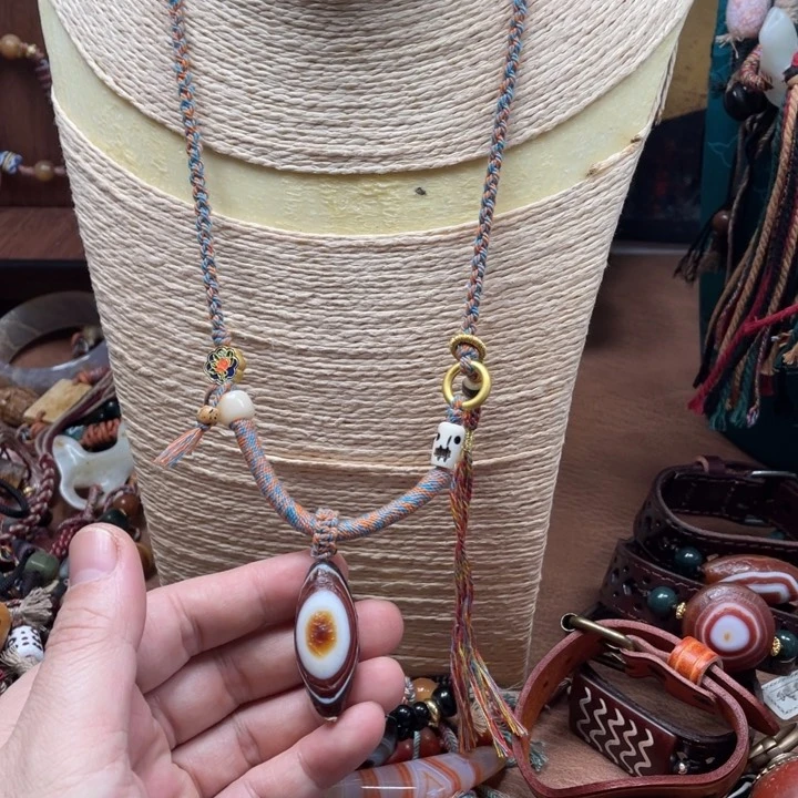 玛瑙/玉髓颈饰未镶嵌