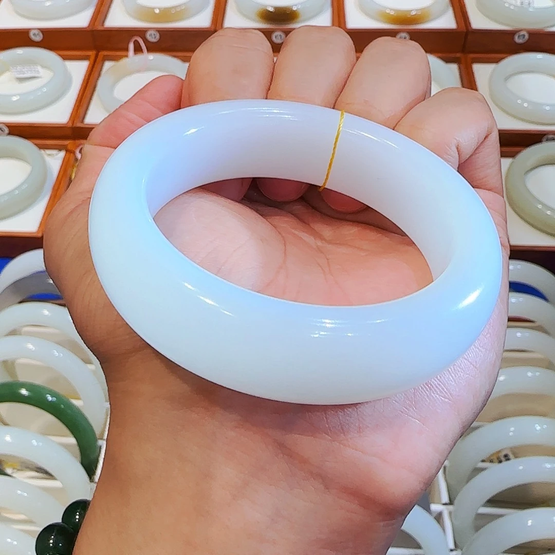 和田玉手镯未镶嵌新疆轮胎羊脂白玉55 56 57