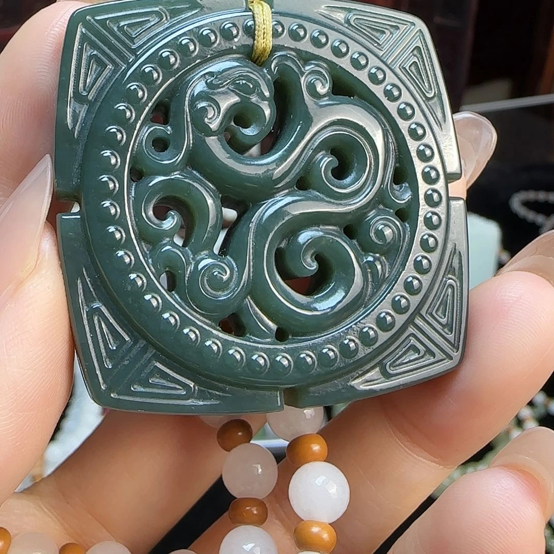 和田玉未镶嵌颈饰定制发货